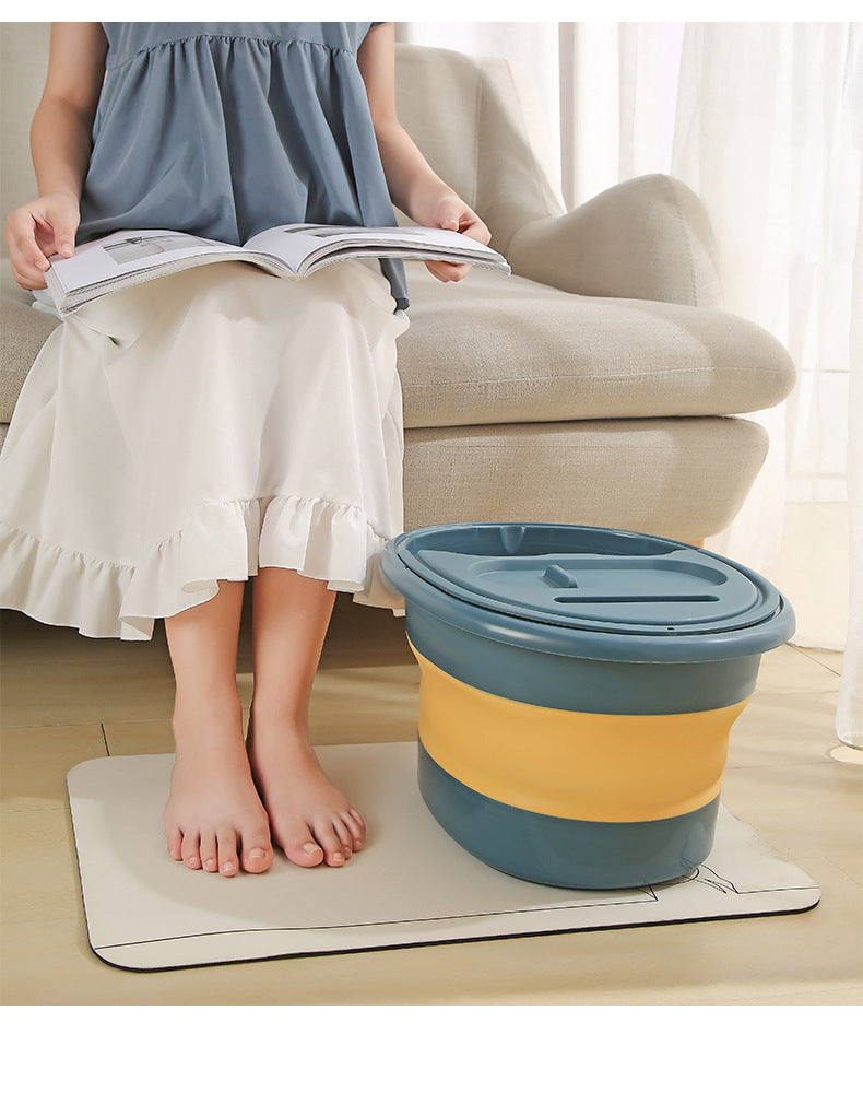 Folding foot soaking bucket in green colour