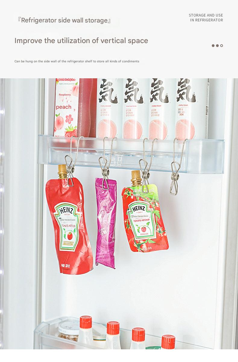 Organisational hooks in a laundry setting