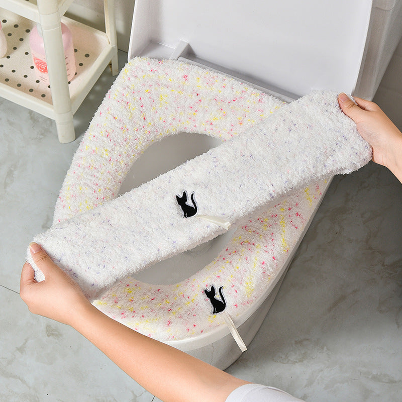 Comfortable gray button design toilet seat cover