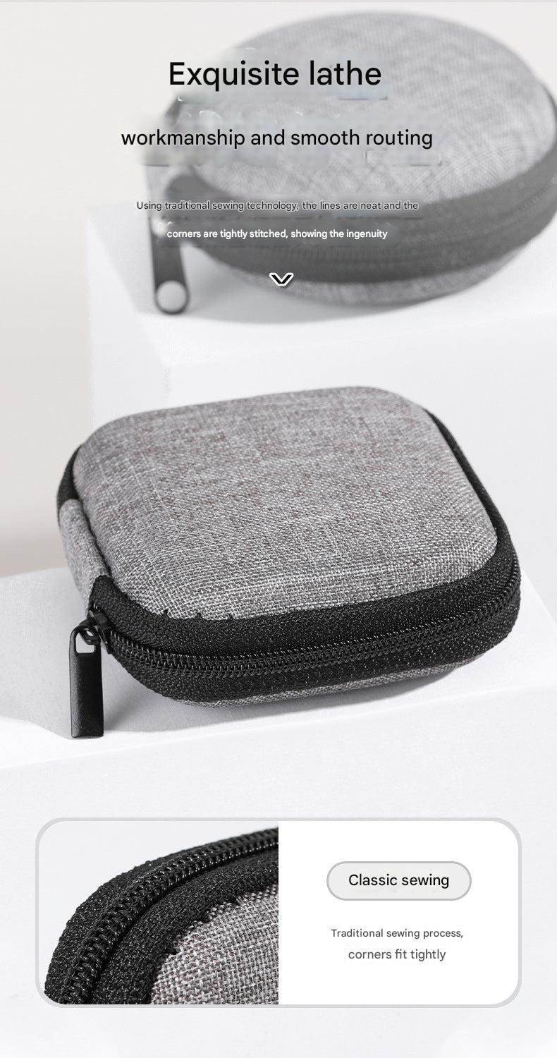 travel-friendly design of electronics case image 9