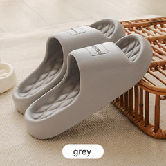 Detailing of durable anti-slip slipper design
