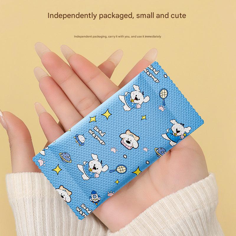Eco-friendly heating pack during outdoor use image 4