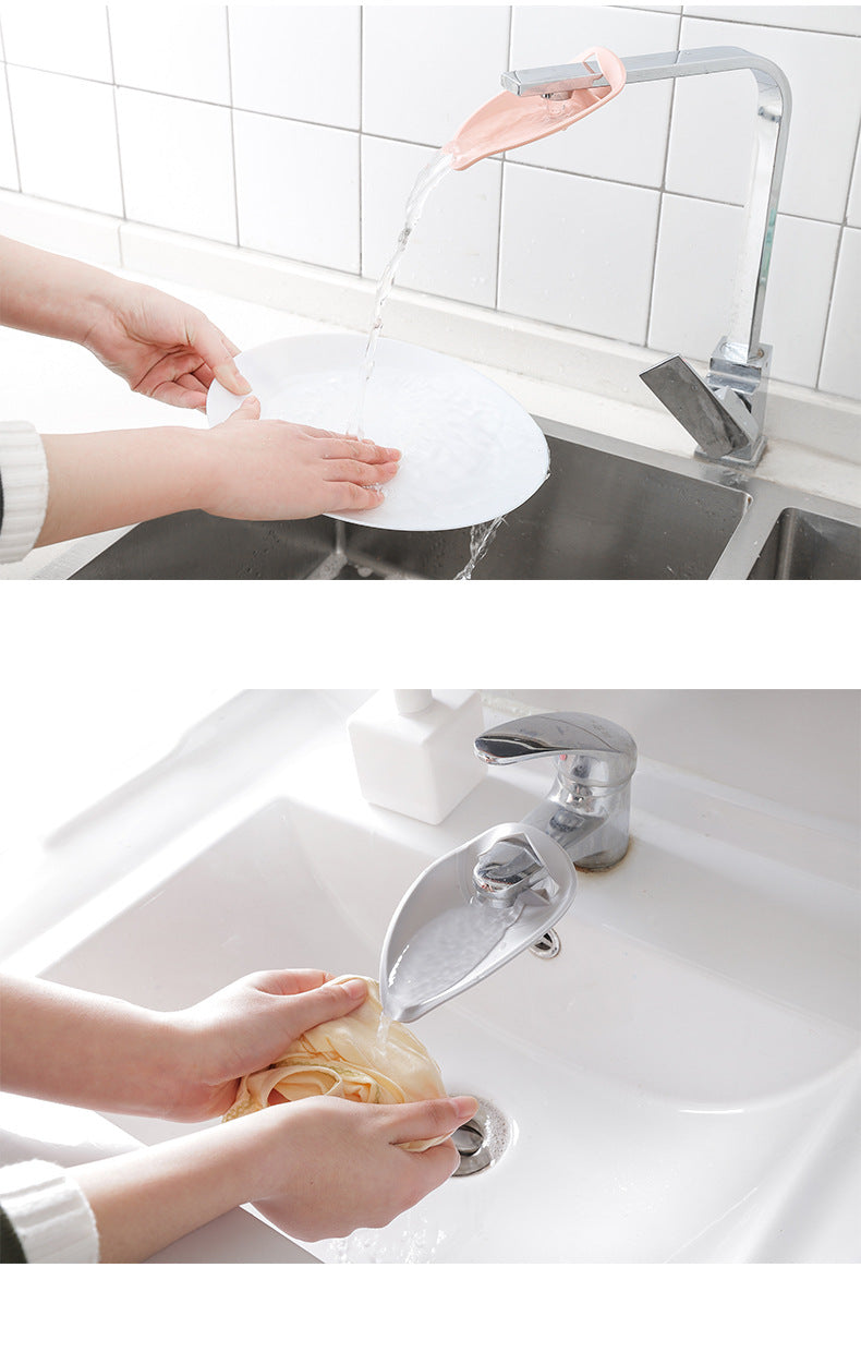 Splash-free design feature of faucet extender