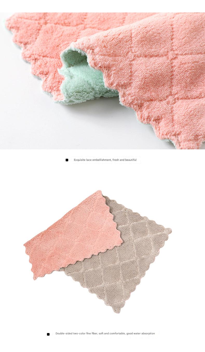 Cleaning with Microfiber Dish Cloths