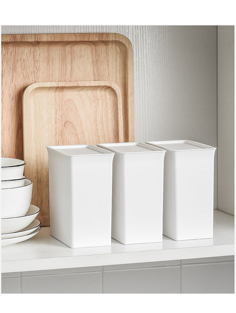 Versatile storage container in action 10