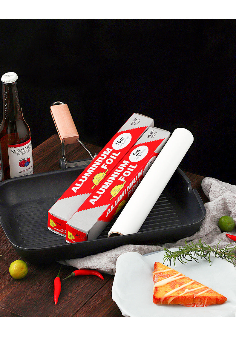 aluminium foil roll with food