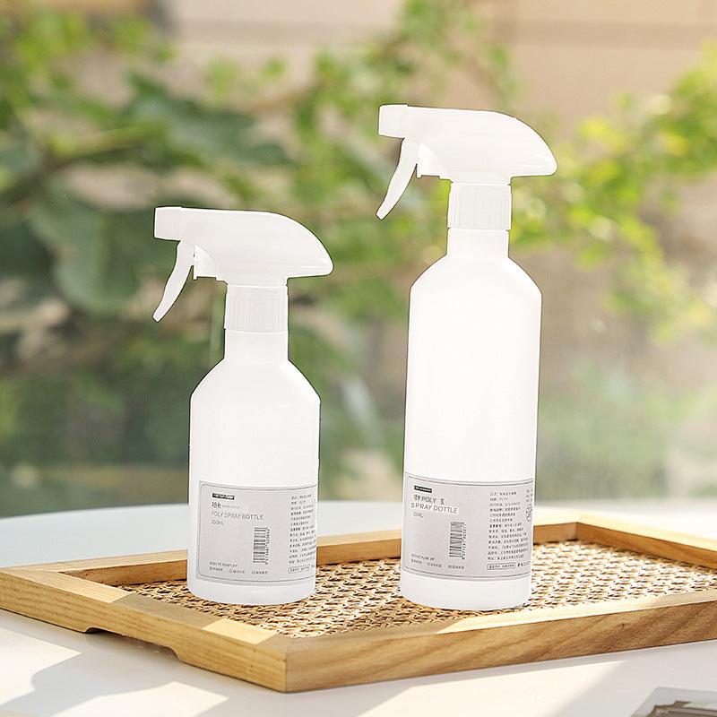 ergonomic nozzle design of spray bottle