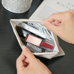 compact storage for menstrual pads image 3