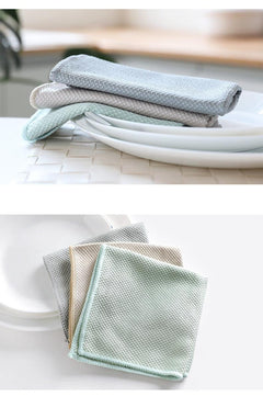 Versatile Polyester Cleaning Cloths Image 7