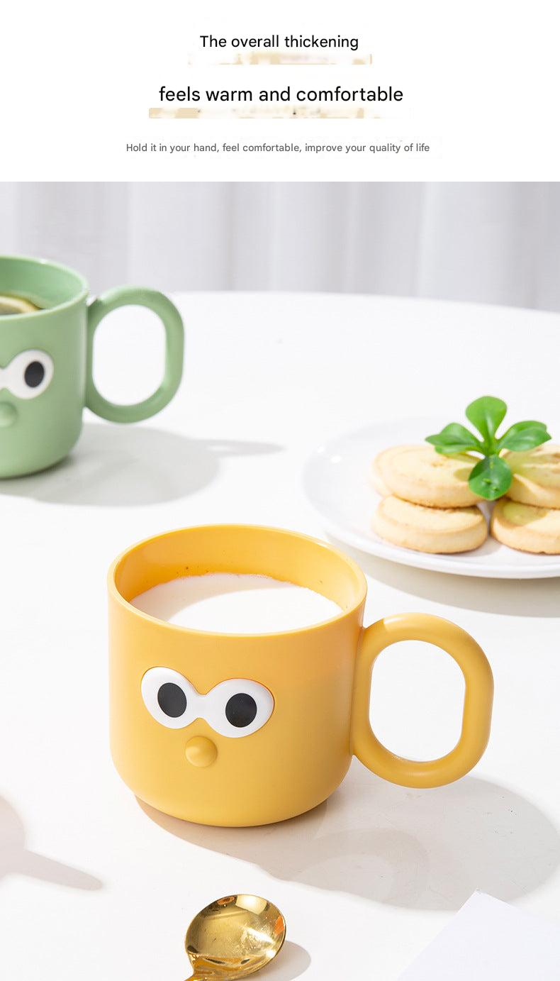 bright toothbrush cup for daily use