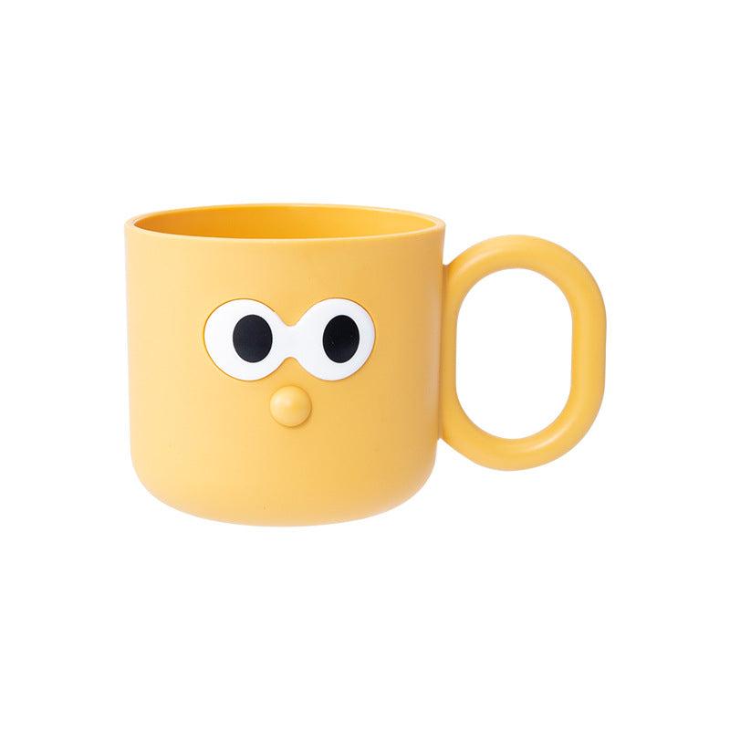 plastic cup for rinsing your mouth