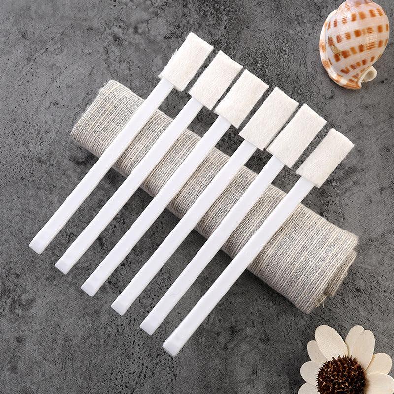 Disposable toilet gap brush set image 4