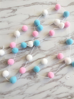 colourful decorations for kids' rooms image 5