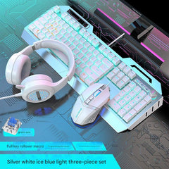 TK900 keyboard and mouse set in use