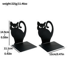 Decorative cat bookends used in bookshelf