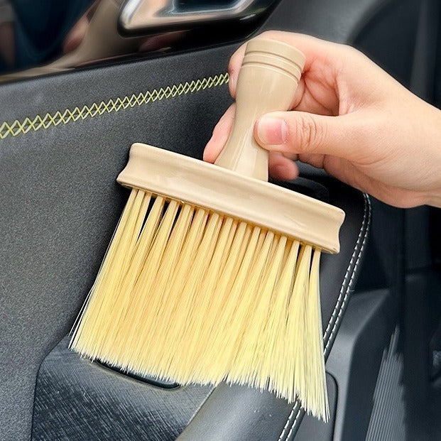 Compact dust cleaning brush for keyboards