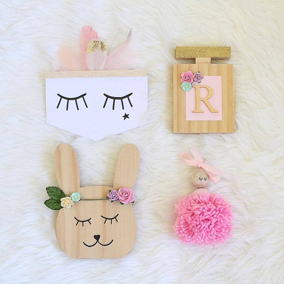 Wooden bear figurine for kids' room