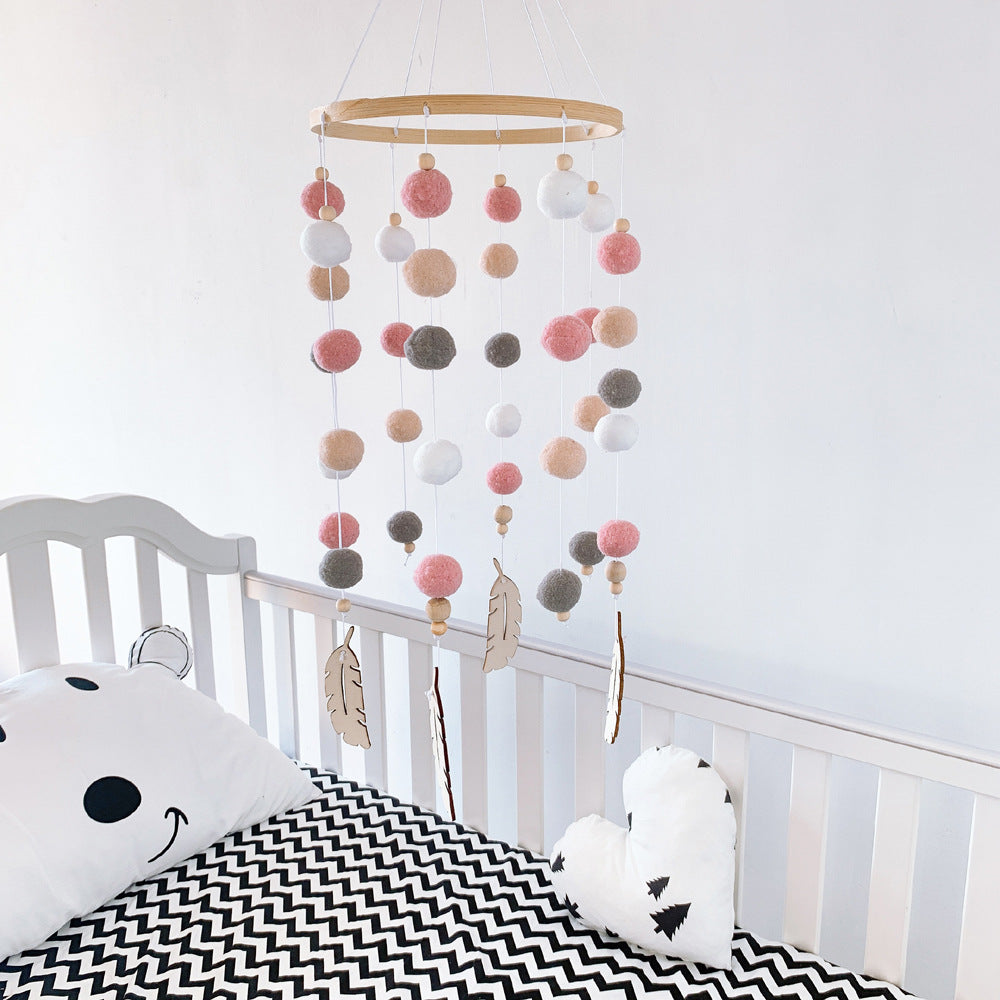 Lightweight wind chime in vibrant colors