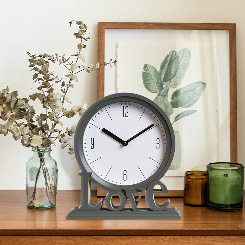 Elegant European Plastic Silent Clock - Detailed Design