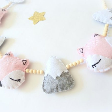 Child-friendly hanging decor with fox motifs