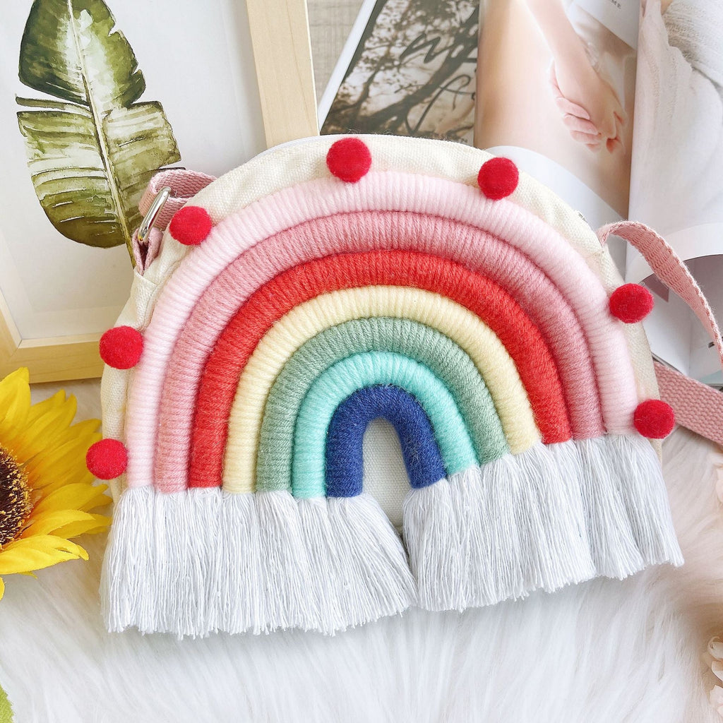 Close up of the kids' backpack organiser design