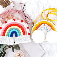 Multicolor wall-mounted organiser with toys