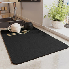 Drying mat on stylish bar top