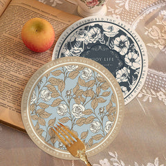 Oil-resistant round table mat for family meals