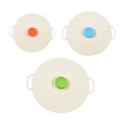 Silicone lids on bowls and containers