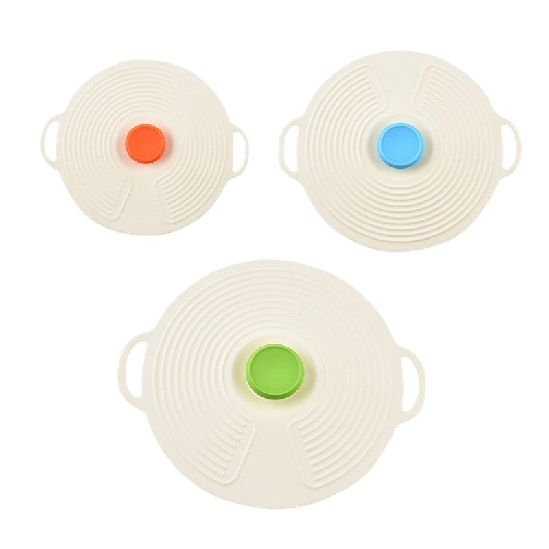 Silicone lids on bowls and containers