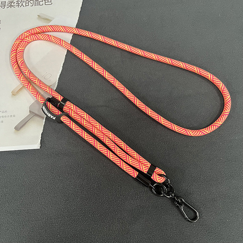 Comfortable fit of the phone carrying solution